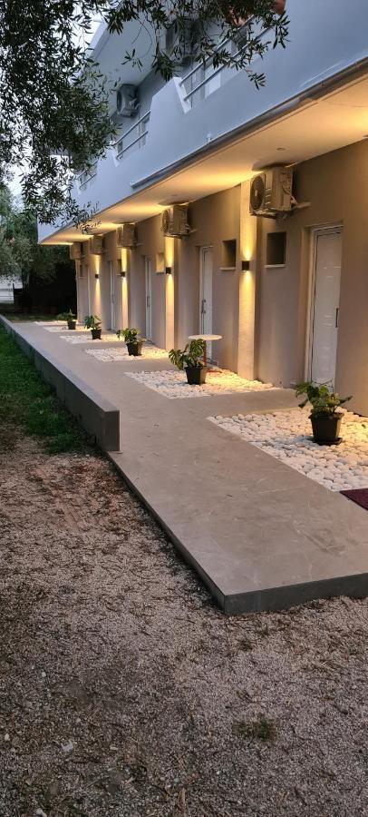 Camping Corali & Apartments Ríza Exteriör bild